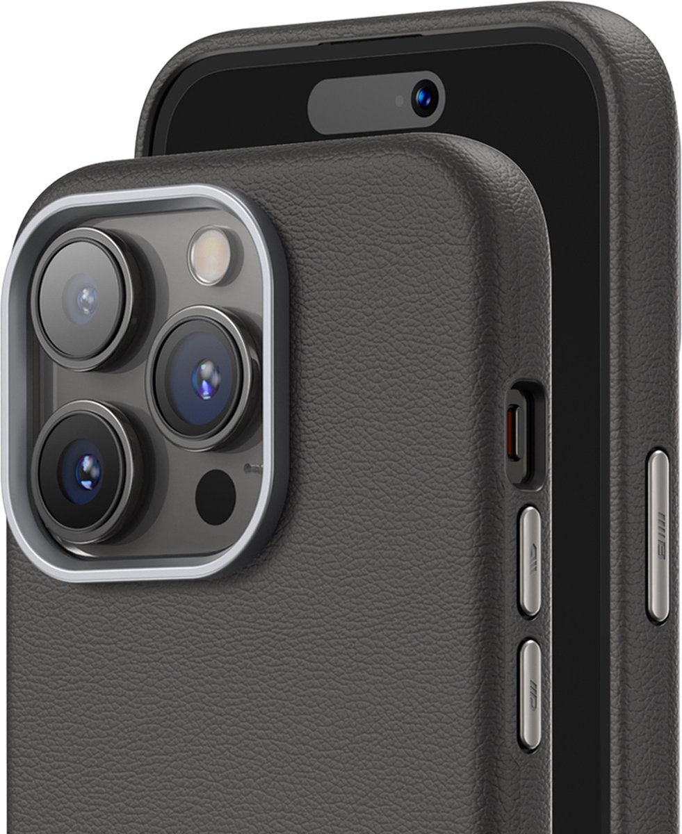 Leather cover with Magsafe - iPhone